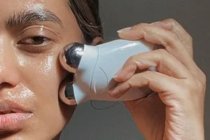benefits of a microcurrent facial