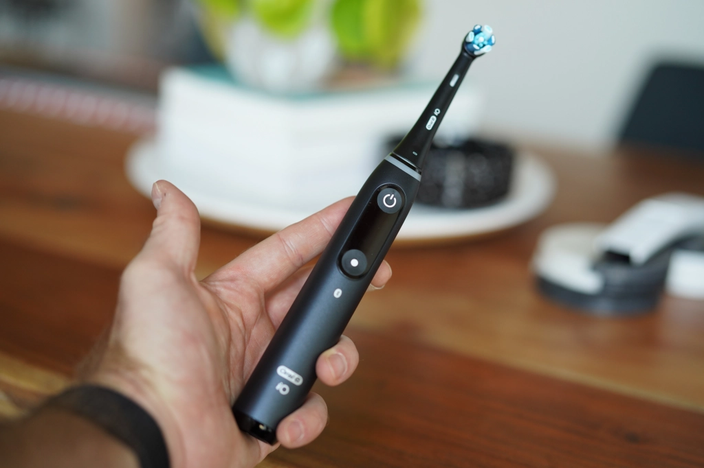 oral-b io series 9 electric toothbrush review
